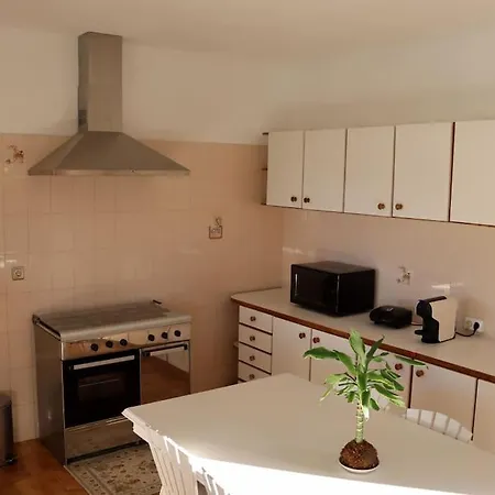 Casa Familiar - Espacosa, Confortavel E Sossegada Holiday home