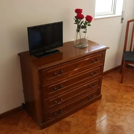 Casa de Férias Casa Familiar - Espaçosa, Confortável E Sossegada