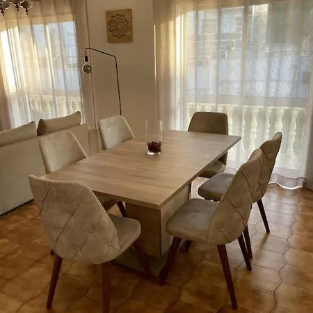Casa Familiar - Espacosa, Confortavel E Sossegada * Pevidem