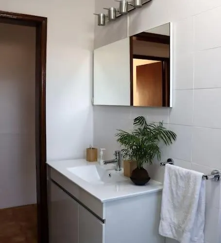 Casa Familiar - Espacosa, Confortavel E Sossegada Semesterbostad *