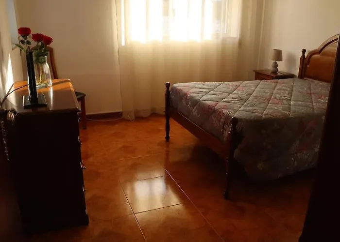 Casa Familiar - Espacosa, Confortavel E Sossegada Dom wakacyjny