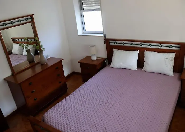 Semesterbostad Casa Familiar - Espacosa, Confortavel E Sossegada