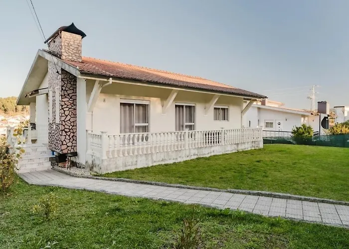 Casa Familiar - Espacosa, Confortavel E Sossegada *